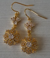 UROCZE KOLCZYKI MNÓSTWO CYRKONI