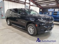 Chevrolet Suburban 2021 CHEVROLET SUBURBAN K1500 LT 5.3 Benzyna 355KM