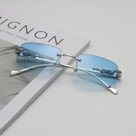 Okulary Vintage z Kwadratową Ramką i Podwójnym Mostkiem – Old Money