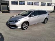 Toyota Auris 1.8 benzyna Hybryda