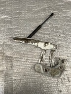 ZAWIAS MASKI PRAWY PRZÓD AUDI A1 8X