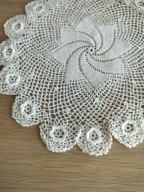 Serwetka serwetki obrus okrągłe cacko szydełkowe rękodzieło ekri śr17