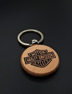 Drewniany brelok Harley-Davidson – grawer z logo