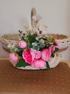 Koszyk wielkanocny z polskiej wybielanej wikliny- zdobiony kwiatami