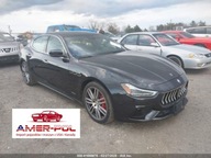 Maserati Ghibli 2018 r., 3,0L S Q4 GRANSPORT 3.0 Benzyna 424KM