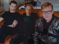 DEPECHE MODE (Ś.P. Andy Fletcher) - zdęcie z autografami 15 na 21 cm