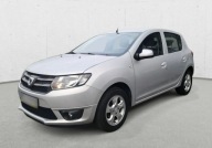Dacia Sandero BDB stan - klima - hak - tempomat - czujniki z tylu Benzyna
