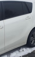TOYOTA VERSO LIFT DRZWI LT LEWE TYLNIE LEWY TYŁ Kod Lakier 040