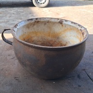 stary żeliwny gar saganek kociołek ozdoba doniczka