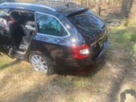 błotnik tylny lewy prawy wanna tylny pas skoda octavia III Combi