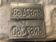 2 ORYGINALE TABLICE REJESTRACYJNE USA W RAMKACH - CALIFORNIA - AIR FORCE