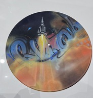 Praca artystyczna na płycie winylowej - REAL