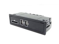 GNIAZDO WEJŚCIE WYJŚCIE PORT USB KARTY SD MERCEDES C W205 A2058200526