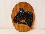 ALUMINIOWA GŁOWA KONIA NA DESCE