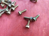 ŚRUBA MOCOWANIA OSŁONY SILNIKA GITARY FIAT 126p OE