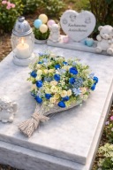 Stroik serce ozdoba serce dekoracja na grób dziecka chłopca niebieski