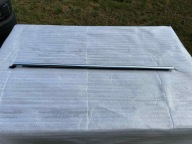 VW PASSAT B8 LISTWA ZGARNIAJĄCA SZYBY LEWY TYŁ CHROM 3G9839475E