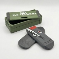 Deskorolka Magnetyczna Kickflip U.S. Army Military Shark Fidget
