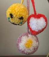 Pompony zawieszki 3sztuki
