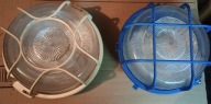 UŻYWANE DWIE SZTUKI OPRAWA LAMPA SZKLANA OKRĄGŁA Z KOSZEM Z TWORZYWA