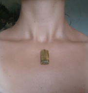 naszyjnik LEWITACJA z bursztynem BAŁTYCKIM prostokąt