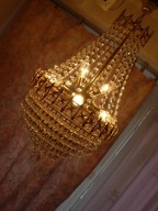 WSPANIAŁY ŚLICZNY DOSTOJNY KRYSZTAŁOWY