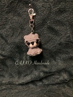 Kotek szary brelok zawieszka rękodzieło szydełko handmade