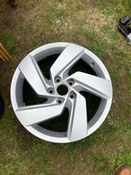 Felga aluminiowa VW GOLF VIII 5H0601025E 7,5x17. 5x112 ORG ŁADNA