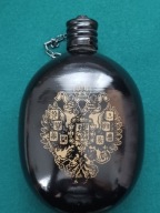 Manierka carskiej piechoty z widocznym orłem REKO