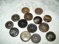 GUZIKI POPIELATE, DUŻE, RÓŻNE - 14 SZT.