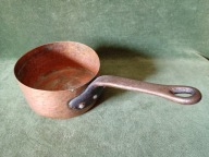 Stary rondel miedziany z czasów PRL-u