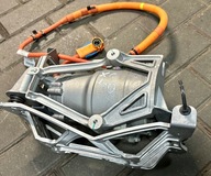 Volvo XC40 Recharge C40 elektryk kompresor sprężarka klimatyzacji stelaż