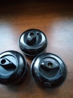 PSTRYCZEK WLACZNIK SWIATLA>na tynk<>3.szt