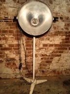 Biała duża lampa stojąca lekarska/medyczna PRL vintage