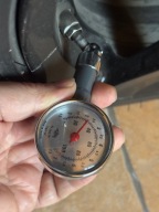 CIŚNIENIOMIERZ DO OPON KÓŁ MIERNIK CIŚNIENIA W OPONACH KOŁACH Z MANOMETREM