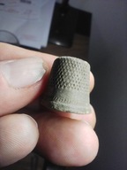 Stary naparstek przedwojenny