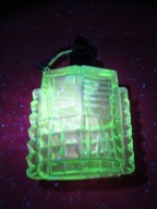 Szkło uranowe. Atomizer na perfumy. I poł. XX w.