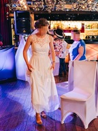 Suknia ślubna Mascara z kwiatową koronką 36 welon