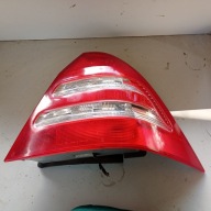 LAMPA TYŁ PRAWA MERCEDES W202 SEDAN LIFT ŁADNA ORYGINAŁ