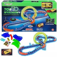 Świecący tor wyścigowy z samochodzikami