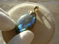 WISIOREK SOGNI D'ORO LABRADORYT ZŁOTO 9K pr. 375 + GRATIS!!!