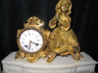 -OBNIŻKA--Brąz Złocony figuralny zegar kominkowy z XIXw