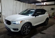 Volvo XC 40 Auta z USA - Zapytaj o wiecej ofert 2.0 Benzyna 163KM