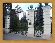 OGRODZENIA DWORKOWE ,BETONOWE,BONIOWANE,SŁUPY