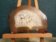 Agat geoda cięta Plaster Biały krystaliczny środek 140 x 110 x 5 mm 19 g