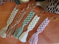 Brelok ze Złotą Nitką ,Makrama – Handmade,Wiele kolorów