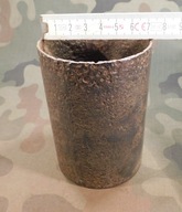 Mała tuleja do sminy.