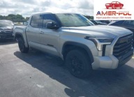 Toyota Tundra SR5 2023 3.4l 3.4 Benzyna 389KM