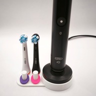 Oral-B iO podstawka na ładowarkę i 4 końcówki kolorowe pierścienie (4R)