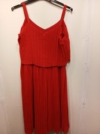 sukienka czerwona plisowana